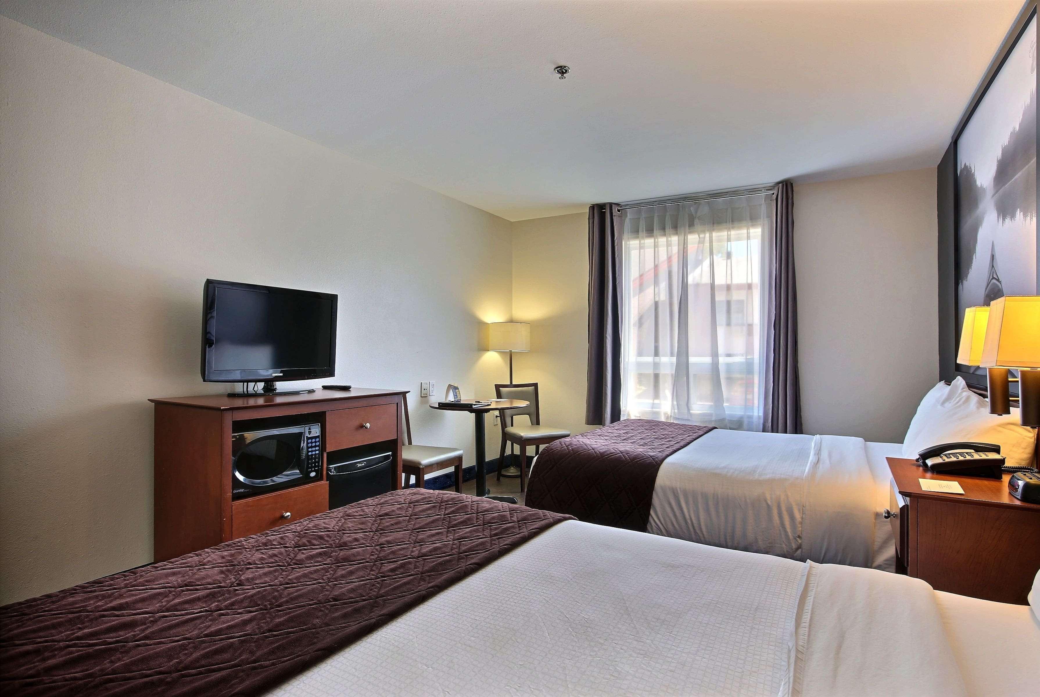 Super 8 By Wyndham Trois-Rivieres Hotel Buitenkant foto