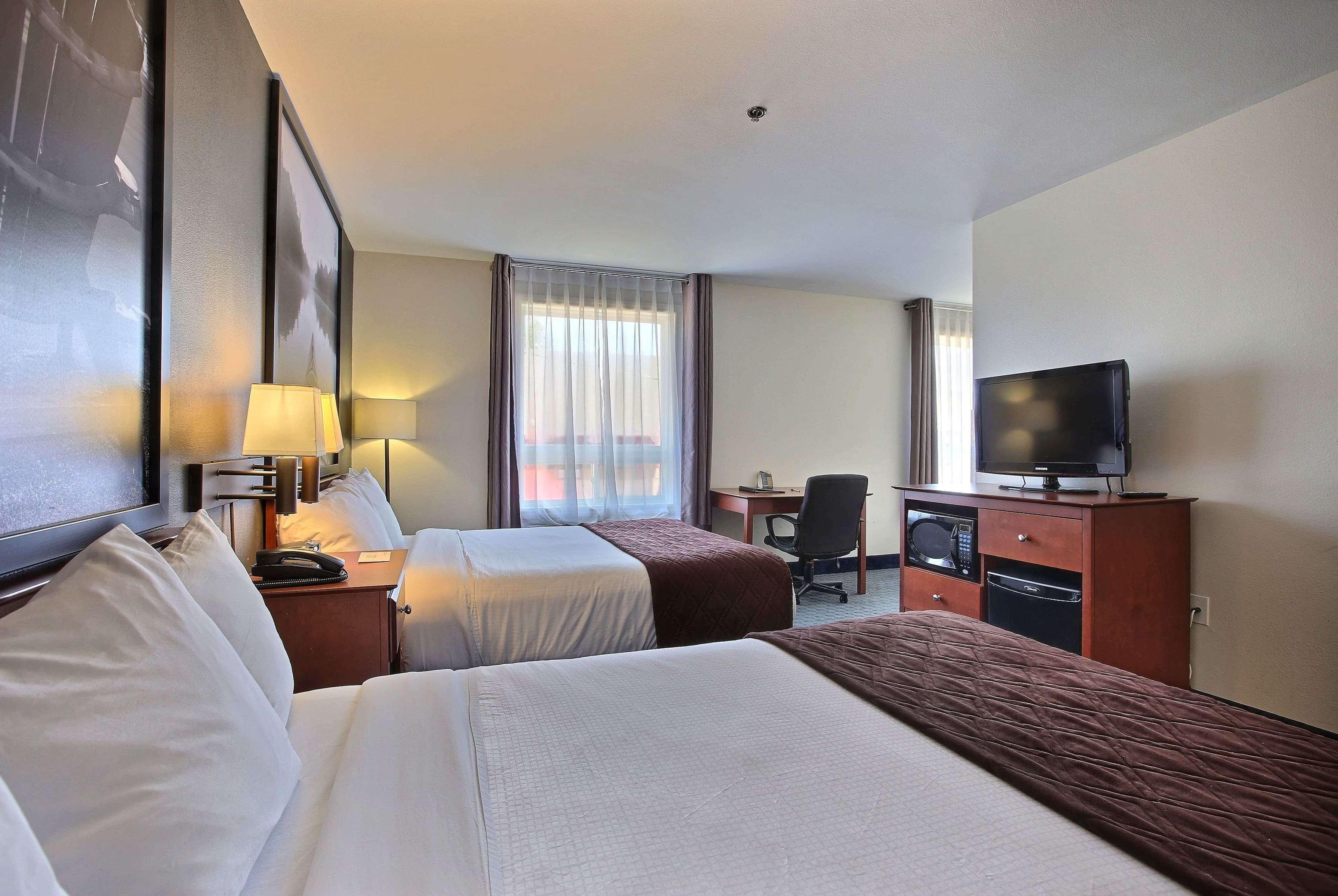 Super 8 By Wyndham Trois-Rivieres Hotel Buitenkant foto