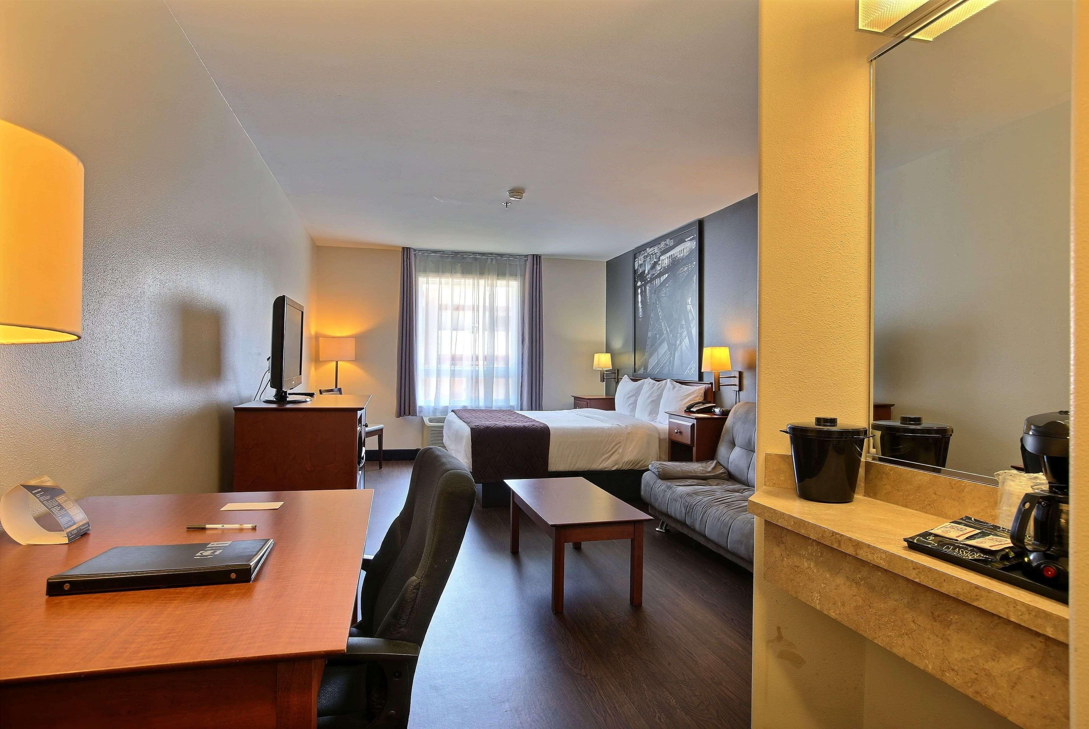 Super 8 By Wyndham Trois-Rivieres Hotel Buitenkant foto