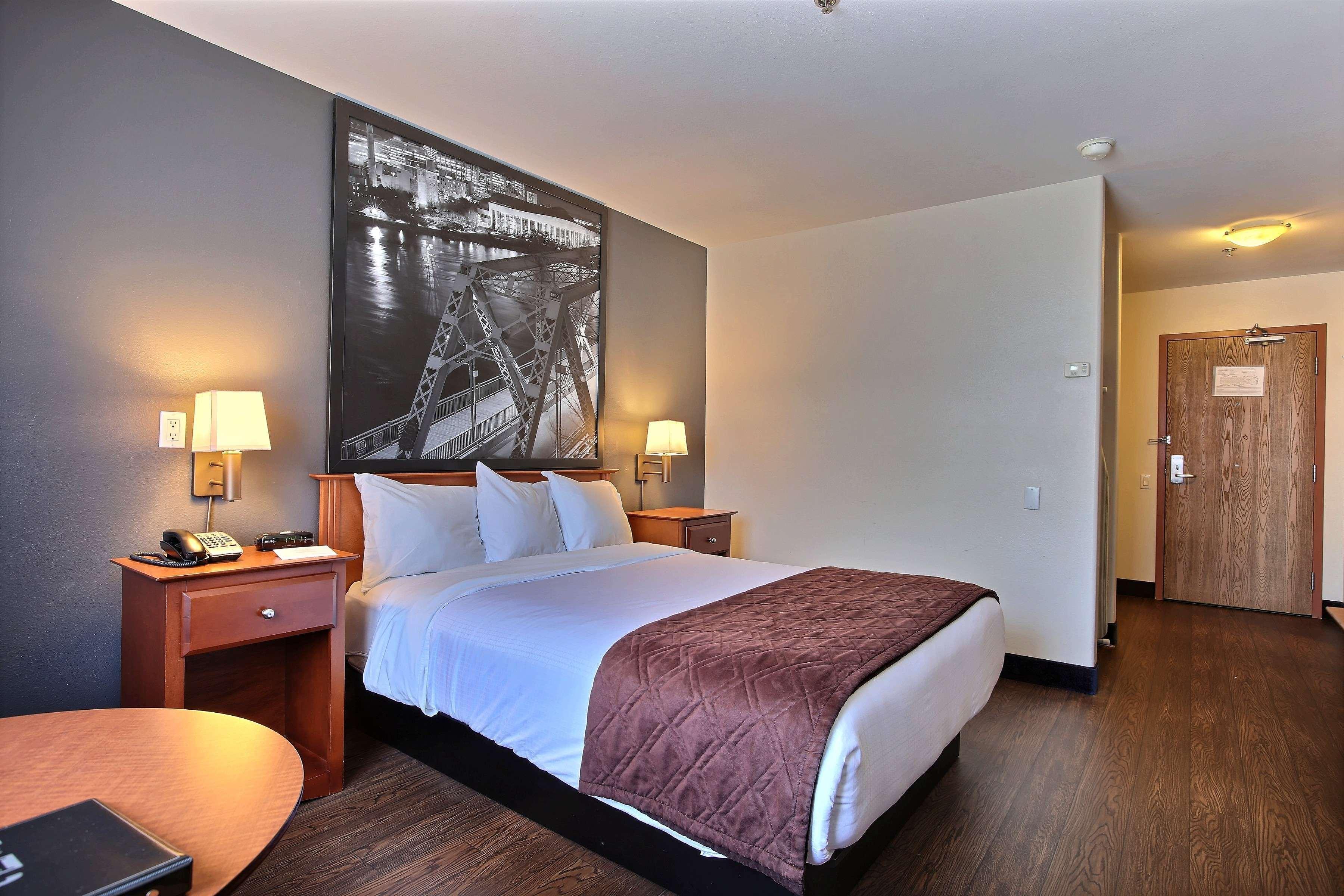 Super 8 By Wyndham Trois-Rivieres Hotel Buitenkant foto