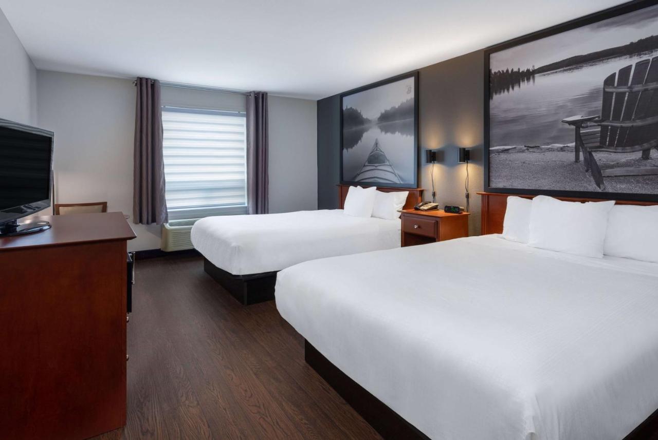 Super 8 By Wyndham Trois-Rivieres Hotel Buitenkant foto