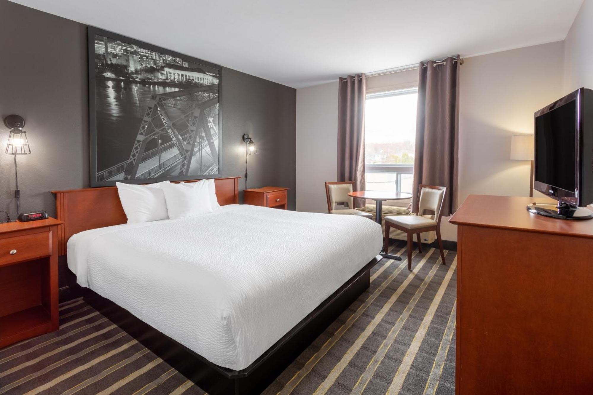 Super 8 By Wyndham Trois-Rivieres Hotel Buitenkant foto